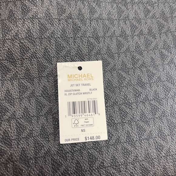 Micheal Kors wristlet - Picture 5 of 6